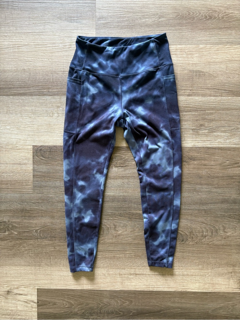 Danskin Women’s Size M Blue Purple Tie Dye High Waisted Leggings with Pockets
